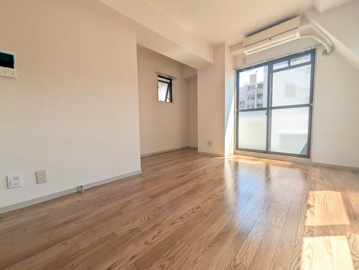 物件内観写真11　(居室)