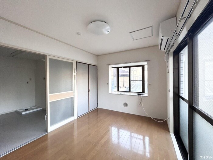 物件内観写真9　(居室)