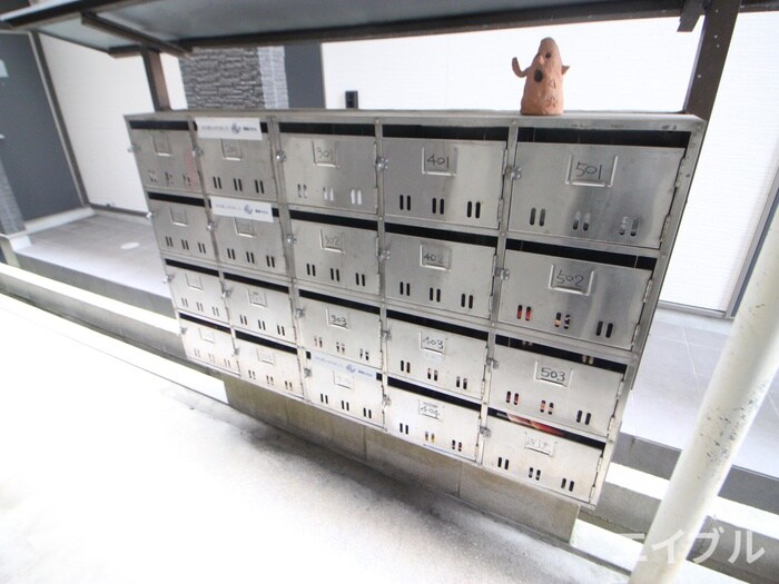 物件外観写真4　(建物設備)