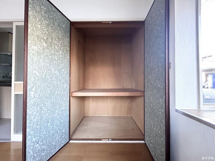 物件内観写真16　(収納)