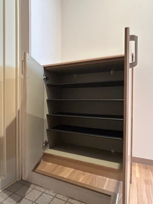 物件内観写真12　(靴箱)