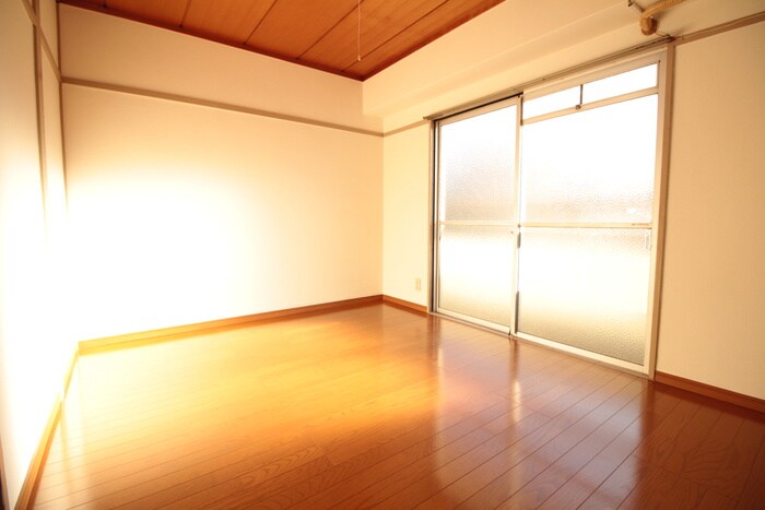 物件内観写真18　(居室)