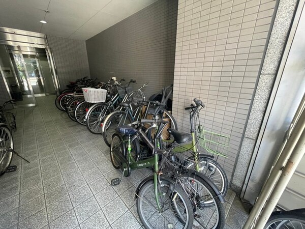 駐輪場