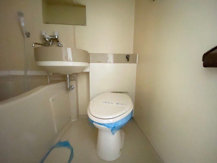 物件内観写真14　(トイレ)