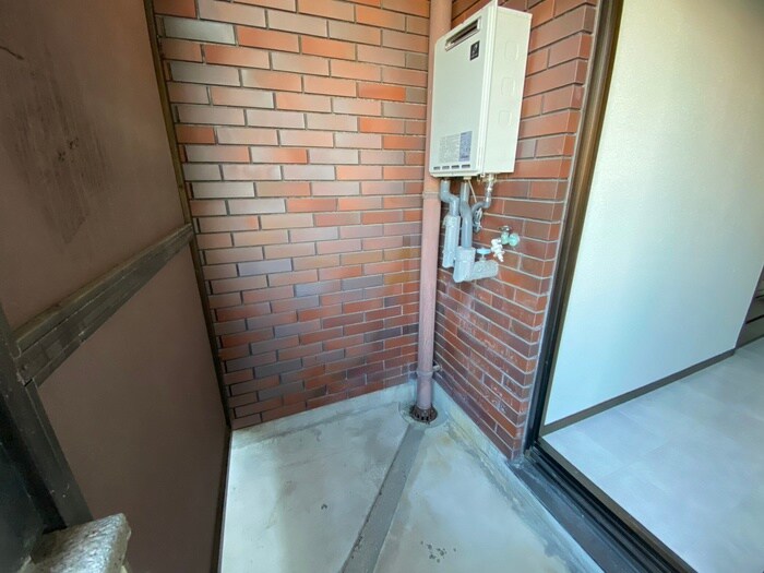 物件内観写真20　(洗濯機置場)