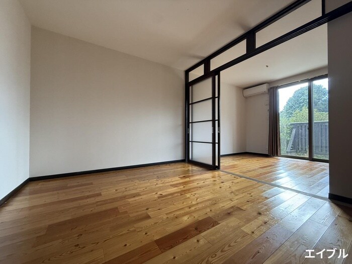 物件内観写真8　(居室)