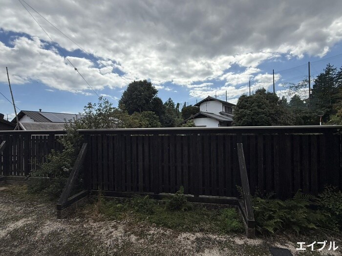 物件内観写真21　(室内からの展望)