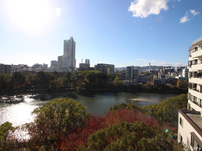 物件内観写真16　(室内からの展望)