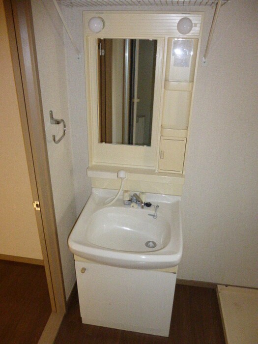 物件内観写真15　(洗面)