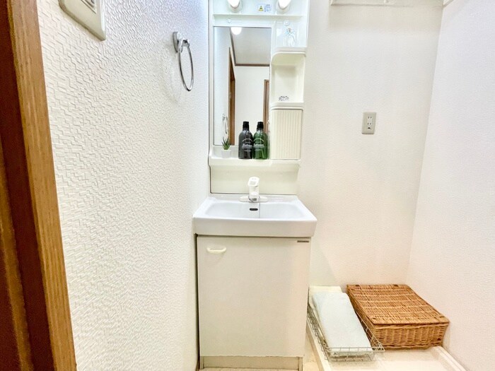 物件内観写真11　(洗面)