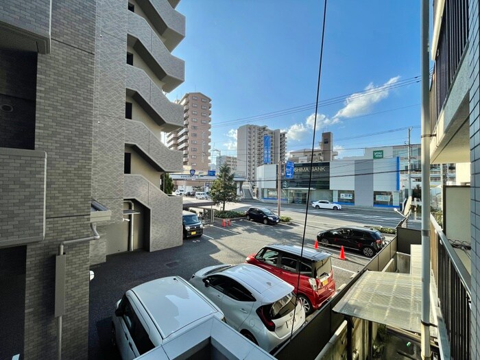 物件内観写真17　(室内からの展望)