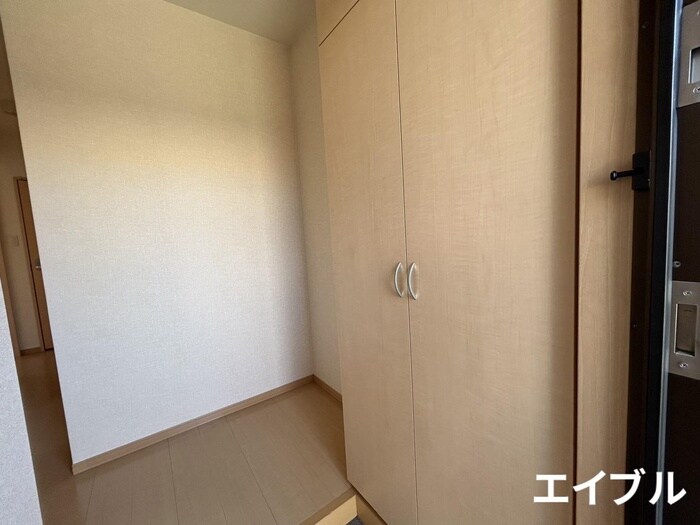 物件内観写真16　(靴箱)