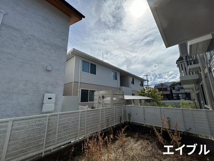 物件内観写真18　(室内からの展望)