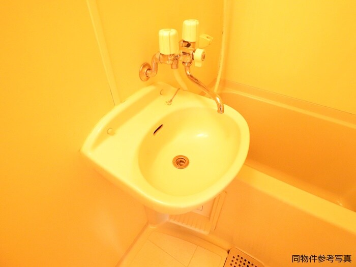 物件内観写真10　(洗面)