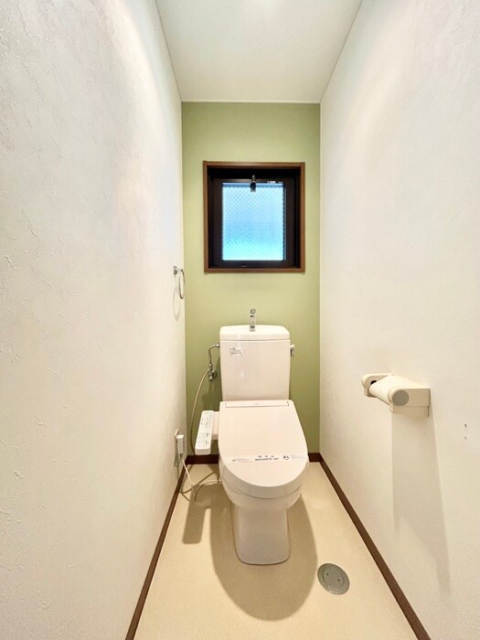 物件内観写真12　(トイレ)