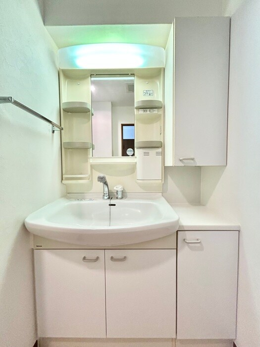 物件内観写真13　(洗面)