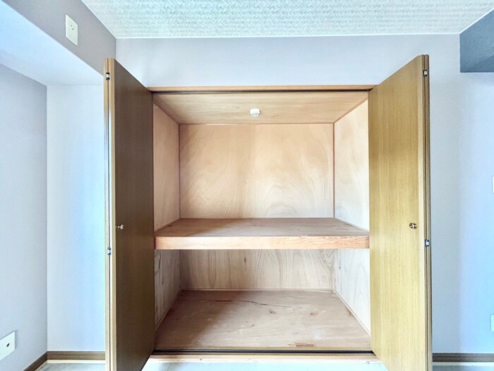 物件内観写真16　(収納)