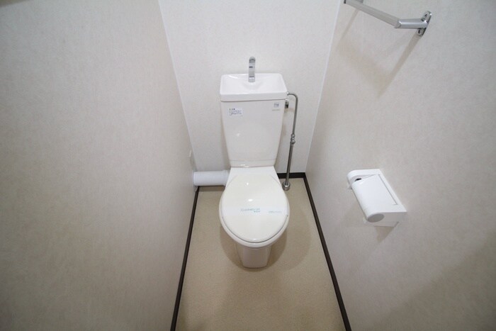 物件内観写真10　(トイレ)