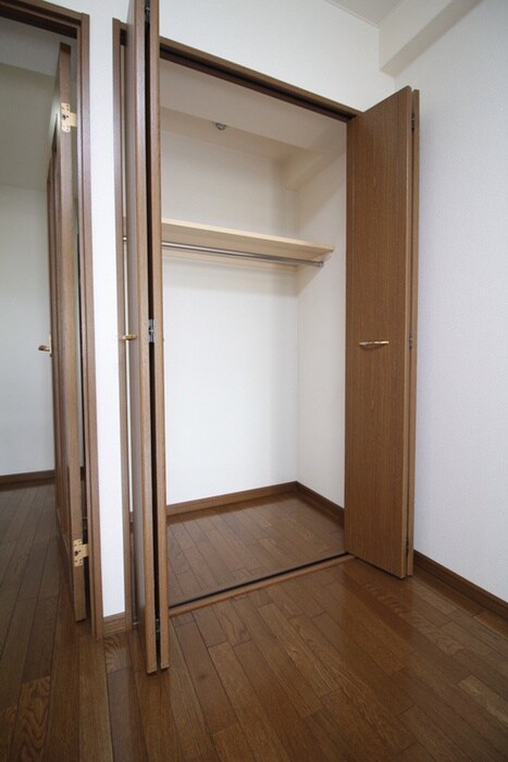 物件内観写真13　(収納)