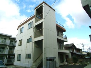 休石ビル外観写真