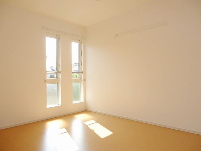 物件内観写真12　(居室)