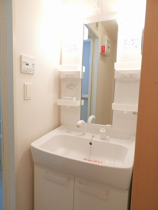 物件内観写真10　(洗面)