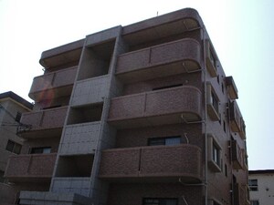 ベルドミ－ル外観写真