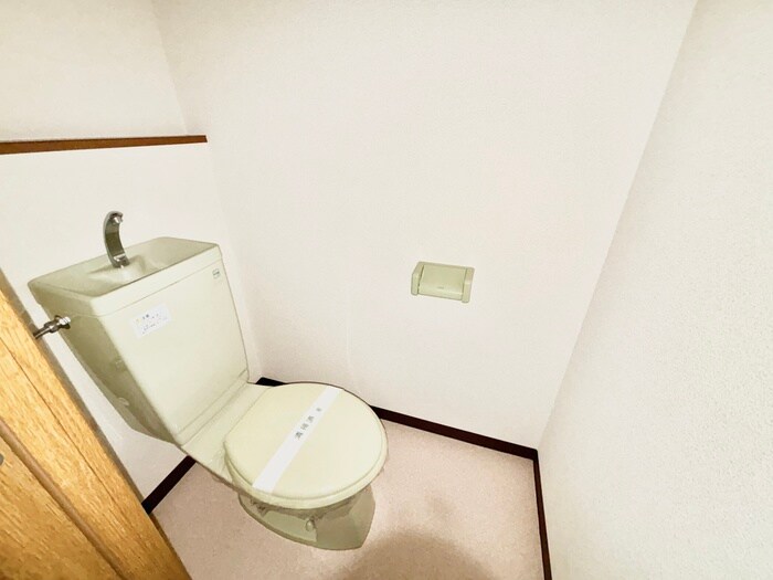 物件内観写真12　(トイレ)