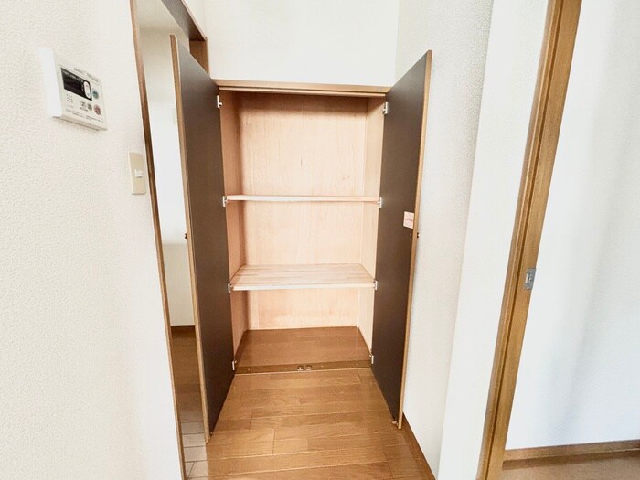 物件内観写真14　(収納)
