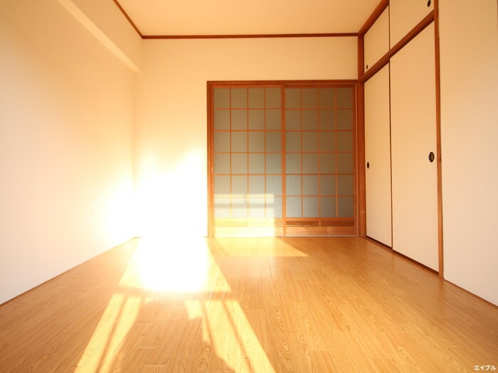 物件内観写真5　(居室)