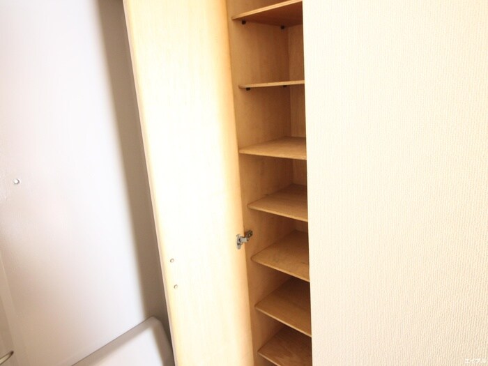 物件内観写真13　(靴箱)