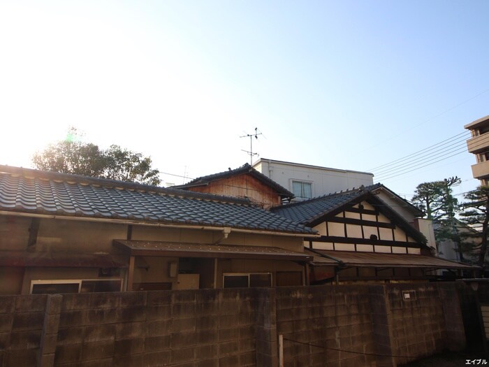 物件内観写真15　(室内からの展望)