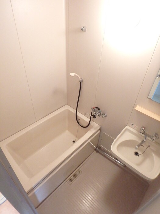 物件内観写真9　(バス／シャワールーム等)