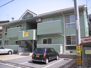 プラドール丸山外観写真