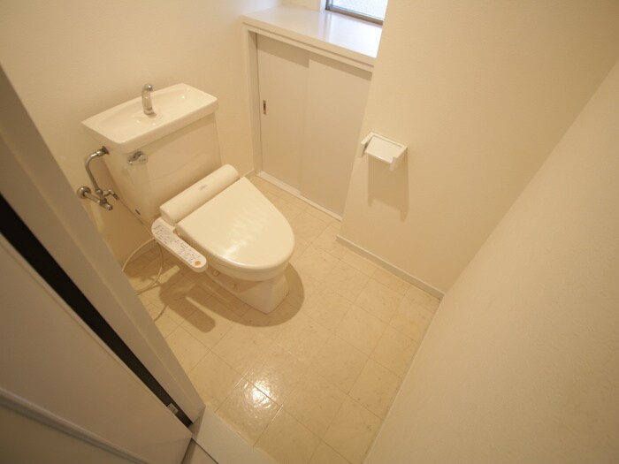 物件内観写真6　(トイレ)