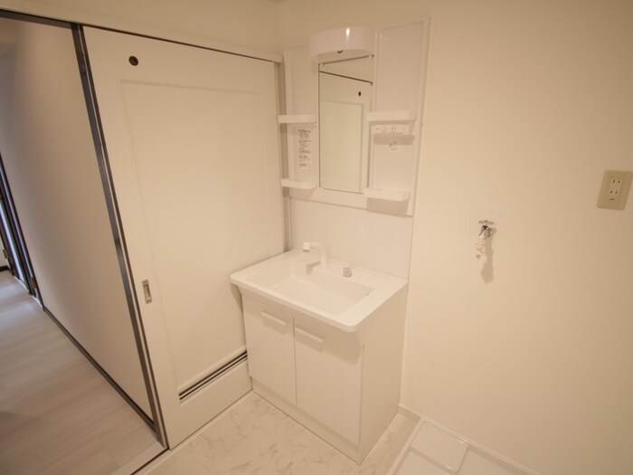 物件内観写真7　(洗面)