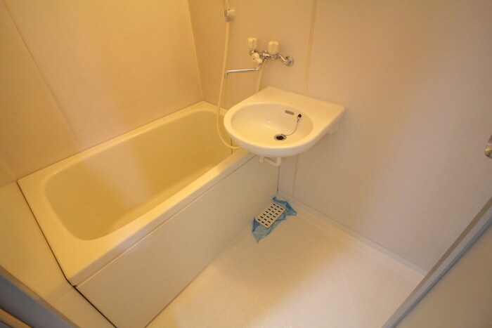 物件内観写真11　(バス／シャワールーム等)