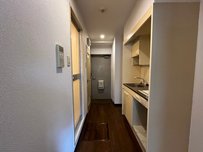 物件内観写真19　(廊下)