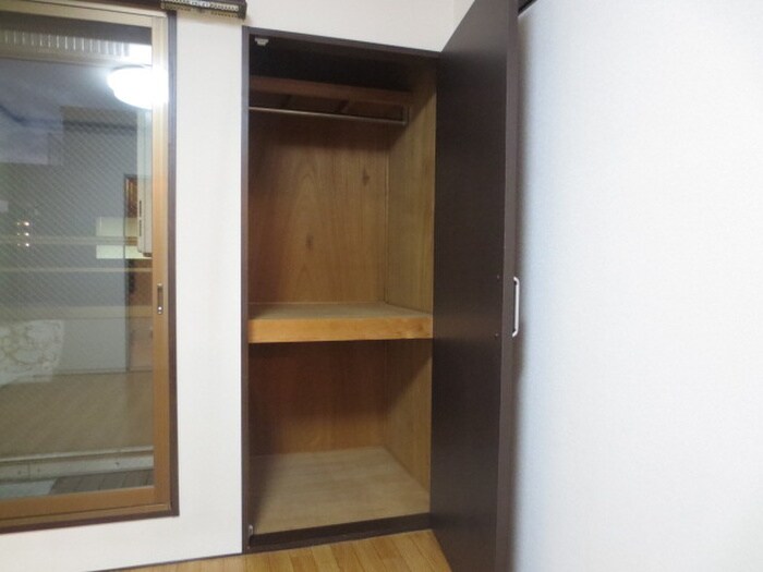 物件内観写真15　(収納)