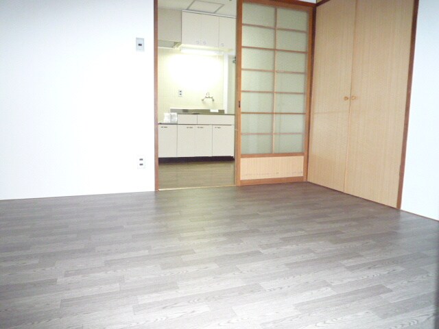 物件内観写真16　(居室)