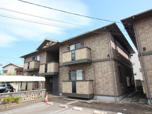 リビングタウン宮の町　Ａ棟外観写真