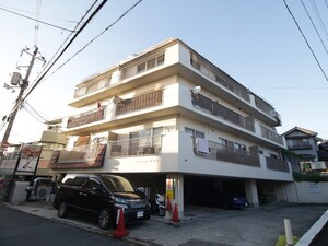 マンションサカエ外観写真