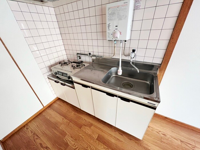 物件内観写真3　(キッチン)