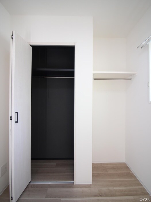 物件内観写真13　(収納)