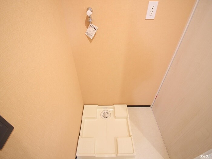 物件内観写真22　(洗濯機置場)