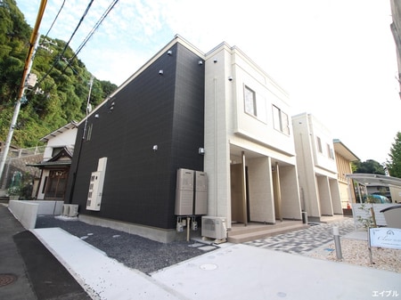 クレール比治山外観写真