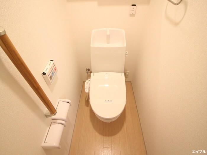 物件内観写真13　(トイレ)