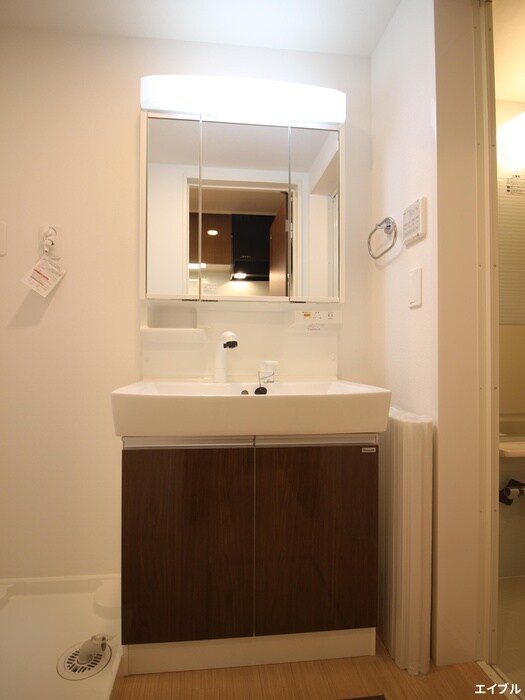 物件内観写真15　(洗面)