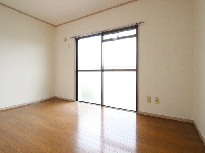 物件内観写真10　(居室)