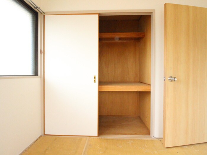 物件内観写真11　(収納)
